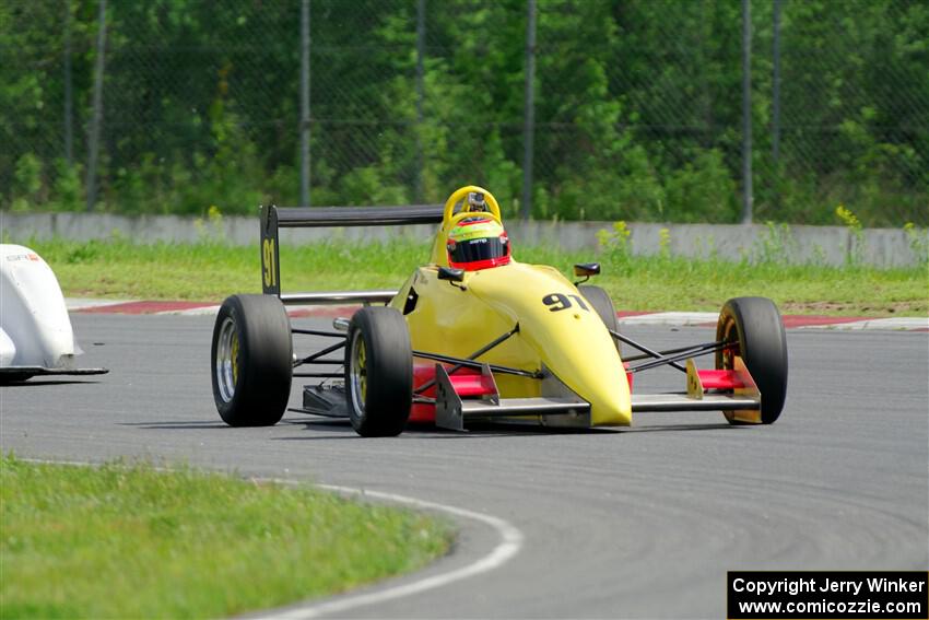 Mike Fowler's Van Diemen RF96 Formula Continental