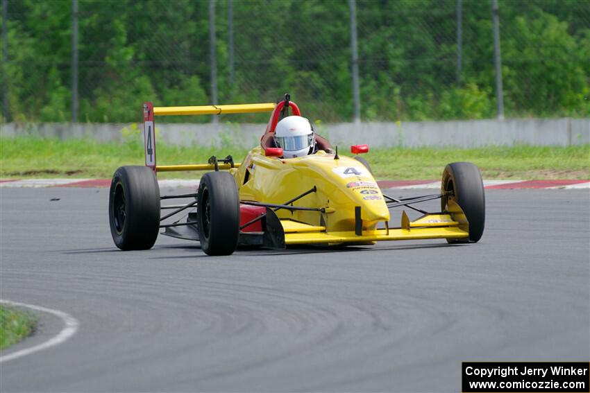 John Janssen's Formula Continental Van Diemen RF02/Mazda