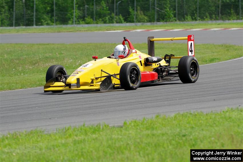 John Janssen's Formula Continental Van Diemen RF02/Mazda