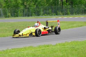 John Janssen's Formula Continental Van Diemen RF02/Mazda