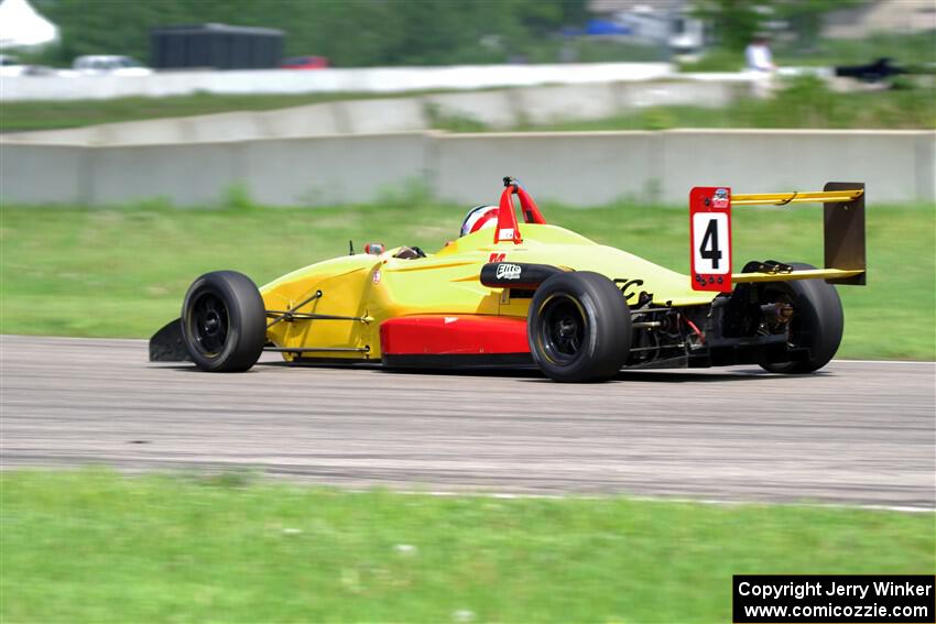 John Janssen's Formula Continental Van Diemen RF02/Mazda