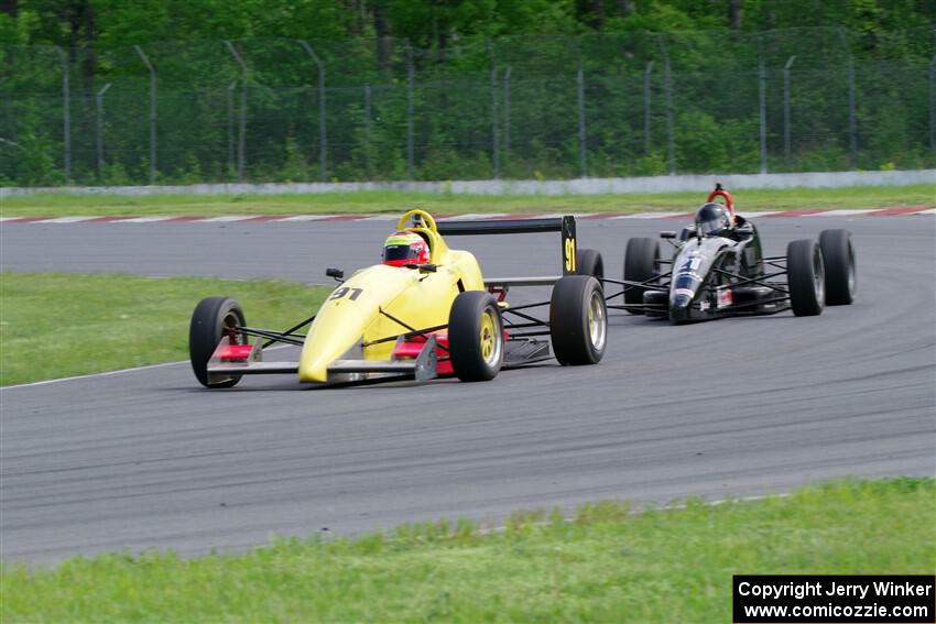 Mike Fowler's Van Diemen RF96 Formula Continental and Tazio Stefanelli's Formula F Spectrum 014