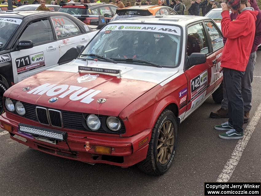 Dan Downey / Sammie Downey BMW 325is at parc expose.