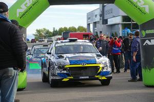 Enda McCormack / Liam McCormack Hyundai i20 R5 leaves the ceremonial start.