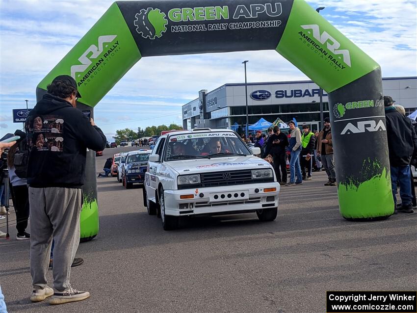 Tim O'Neil / Constantine Mantopoulos VW Rallye Golf leaves the ceremonial start.