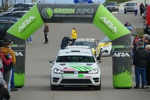 Steve Bis / Kelly Keefe VW Golf R at the ceremonial start.