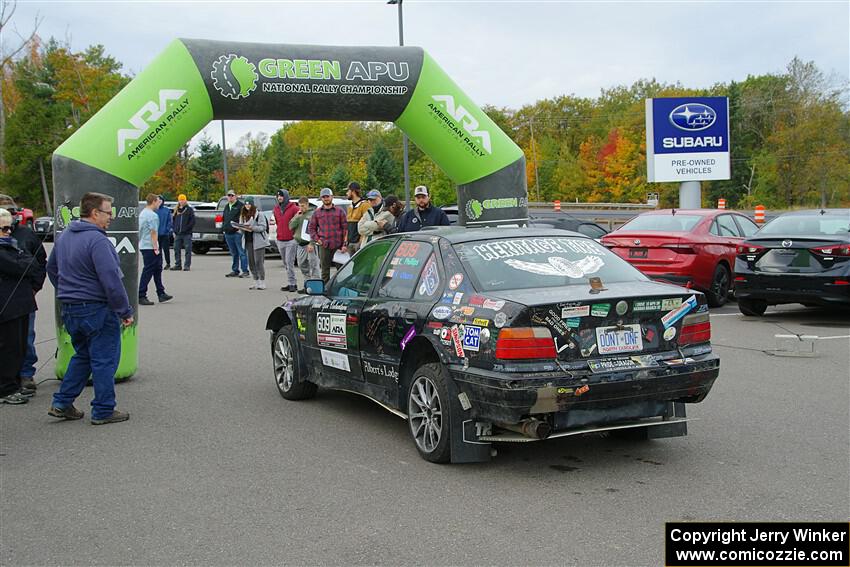 Keenan Phillips / Salina Melotti BMW 328i rolls up to the ceremonial start.