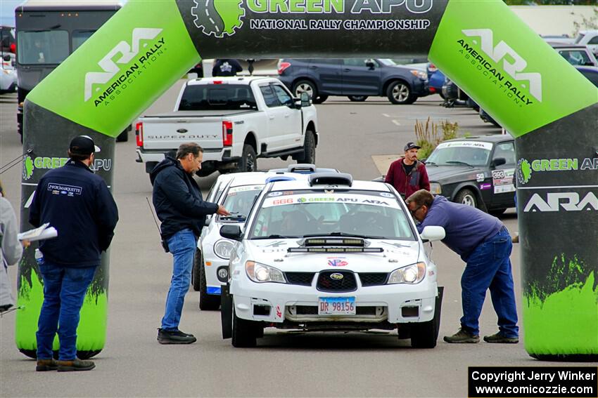 Pete Schaefer / Kevin Dobrowolski Subaru Impreza 2.5i at the ceremonial start.