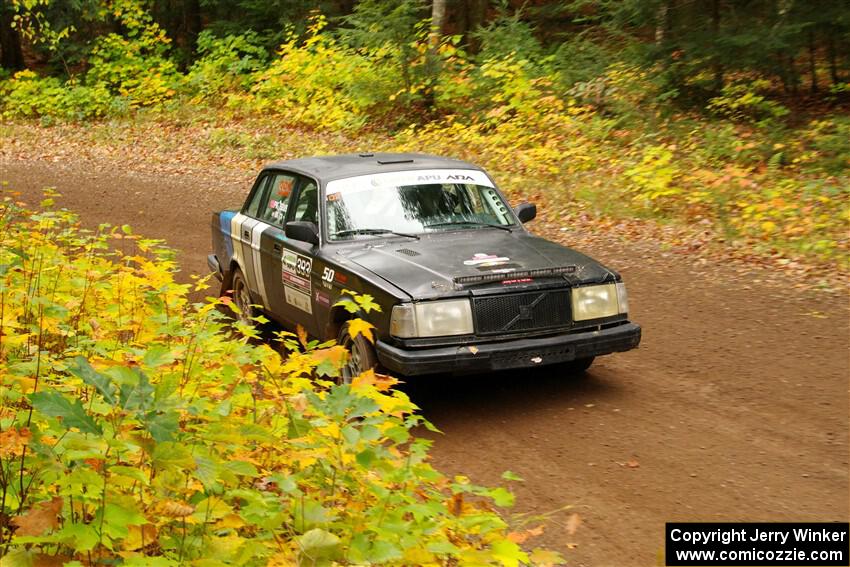 Adam Brock / Bryce Proseus Volvo 244 on SS2, Bob Lake I.