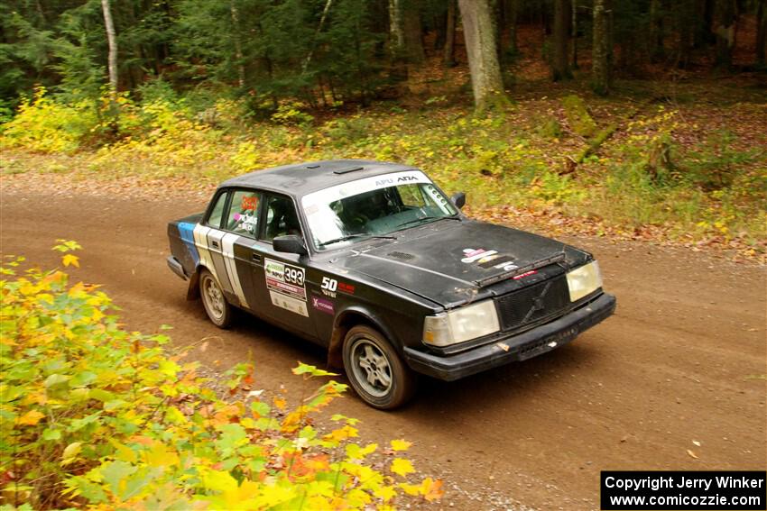 Adam Brock / Bryce Proseus Volvo 244 on SS2, Bob Lake I.