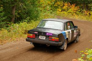 Adam Brock / Bryce Proseus Volvo 244 on SS2, Bob Lake I.