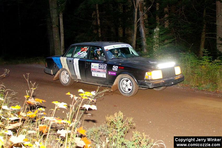 Adam Brock / Bryce Proseus Volvo 244 on SS6, Bob Lake II.