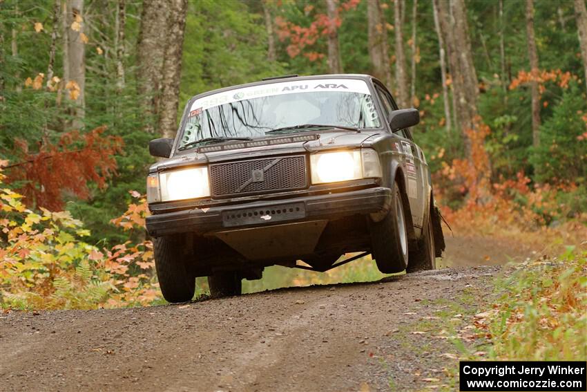 Adam Brock / Bryce Proseus Volvo 244 on SS9, Al's Playground I.