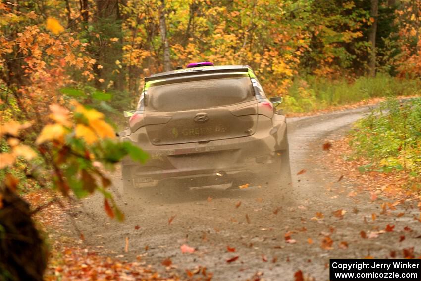 Patrick Gruszka / Florian Barral Hyundai i20 R5 on SS13, Trouble.