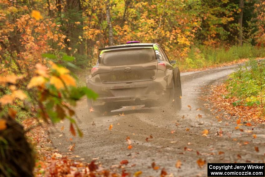 Patrick Gruszka / Florian Barral Hyundai i20 R5 on SS13, Trouble.