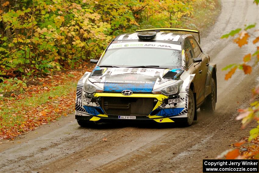 Enda McCormack / Liam McCormack Hyundai i20 R5 on SS13, Trouble.