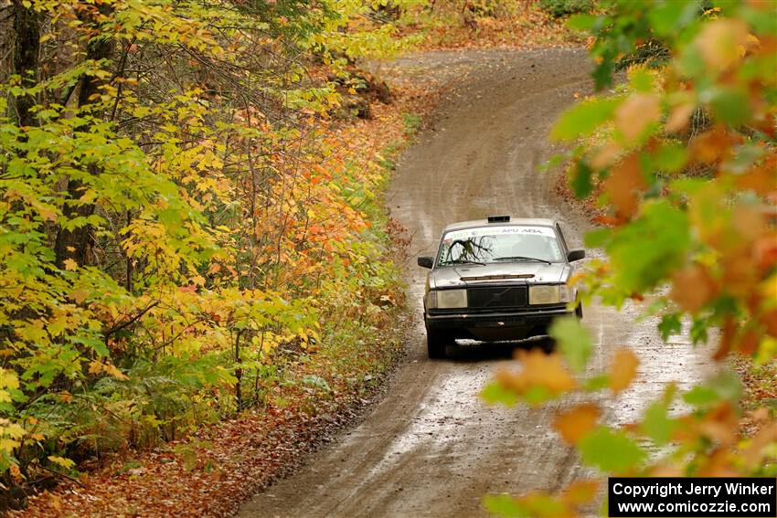 Adam Brock / Bryce Proseus Volvo 244 on SS13, Trouble.