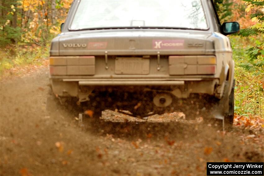 Adam Brock / Bryce Proseus Volvo 244 on SS13, Trouble.