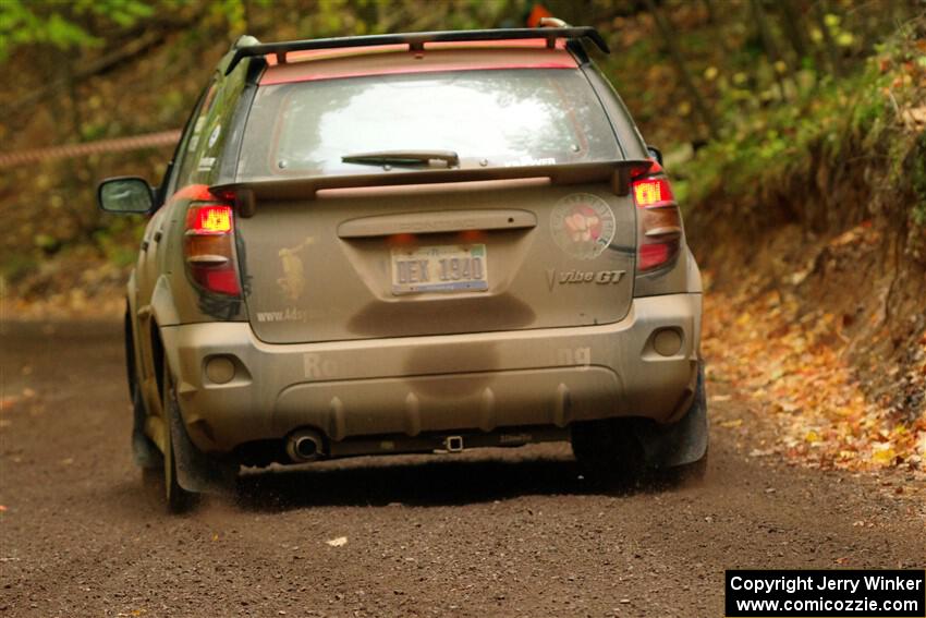 Doug Gekiere / Andrew Tuten Pontiac Vibe GT on SS16, Mount Marquette.