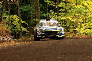 Enda McCormack / Liam McCormack Hyundai i20 R5 on SS16, Mount Marquette.