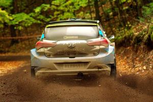 Enda McCormack / Liam McCormack Hyundai i20 R5 on SS16, Mount Marquette.