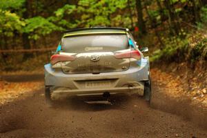 Enda McCormack / Liam McCormack Hyundai i20 R5 on SS16, Mount Marquette.