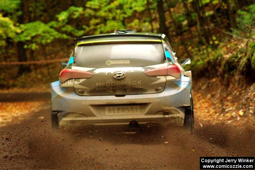 Enda McCormack / Liam McCormack Hyundai i20 R5 on SS16, Mount Marquette.