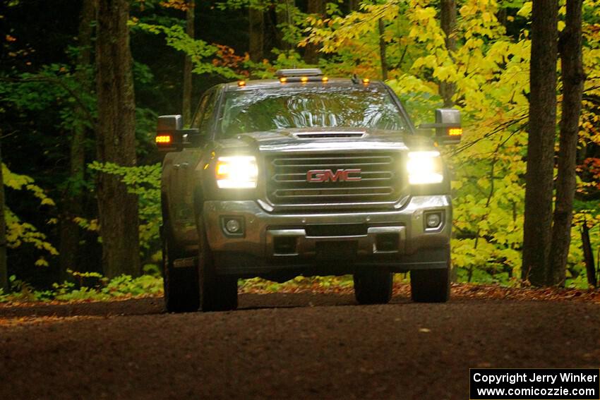 A GMC Sierra pickup sweeps SS16, Mount Marquette.