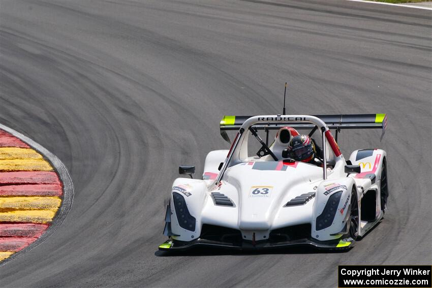 Jim Booth's Radical SR10