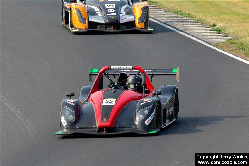 Robert Cipriani's Radical SR3 RSX 1340 and Gavin Sanders' Radical SR3 RSX 1340