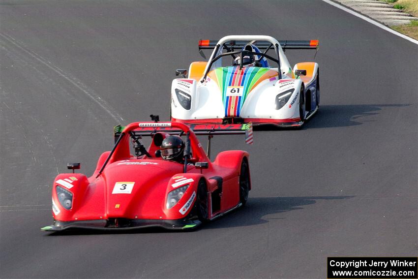 Seth Bacon's Radical SR3 RSX 1340 and Mike Anzaldi's Radical SR3 XXR 1500