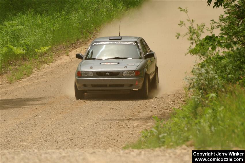 Dexter Clark / Bryce Proseus Nissan Sentra SE-R on SS1, Camp 3 North.