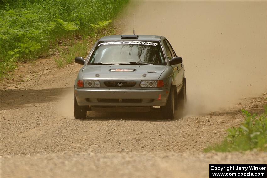 Dexter Clark / Bryce Proseus Nissan Sentra SE-R on SS1, Camp 3 North.