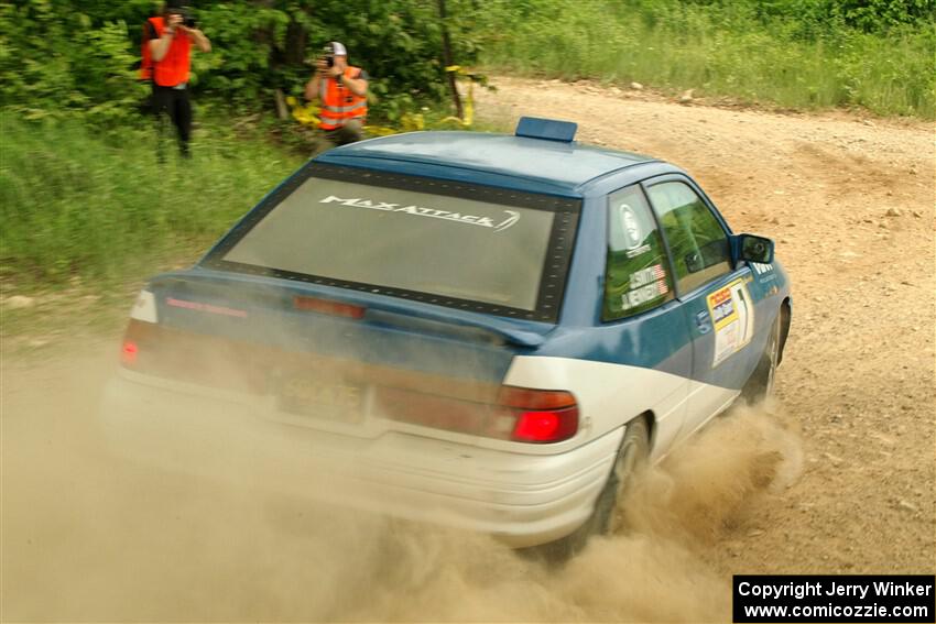 Jacob Kennedy / James Smith Ford Escort GT on SS2, Skunk Creek.