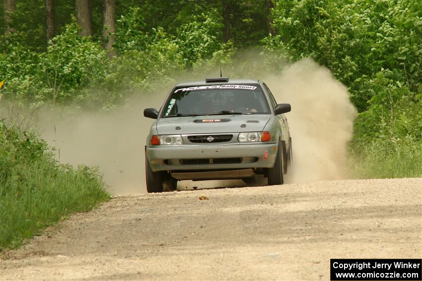 Dexter Clark / Bryce Proseus Nissan Sentra SE-R on SS3, Woodtick Hollow.