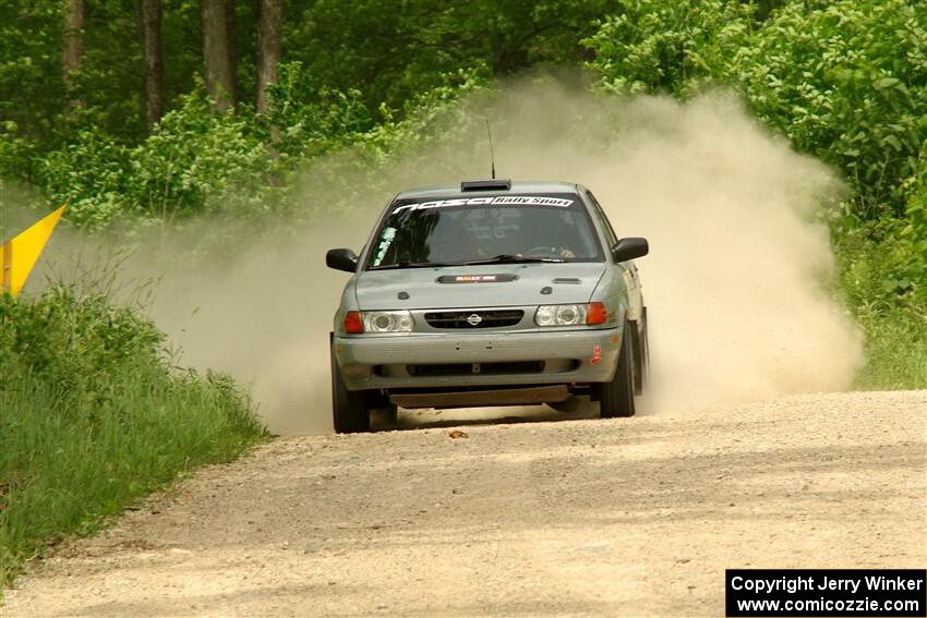 Dexter Clark / Bryce Proseus Nissan Sentra SE-R on SS3, Woodtick Hollow.