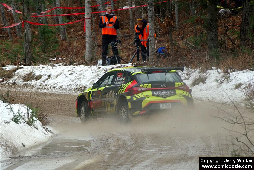 Enda McCormack / Liam McCormack Hyundai i20 N Rally2 on SS7, Hunters-McCormick Lake I.