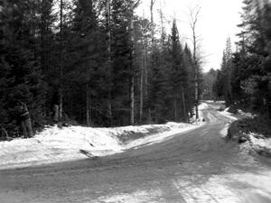 A break between cars on SS7, Hunters-McCormick Lake I.