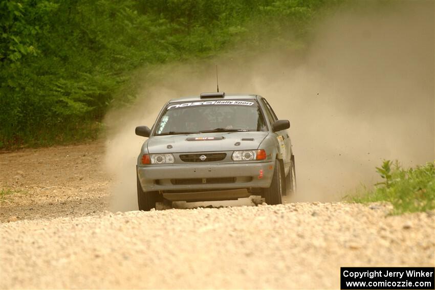 Dexter Clark / Bryce Proseus Nissan Sentra SE-R on SS4, Hollow Woodtick.