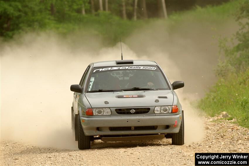 Dexter Clark / Bryce Proseus Nissan Sentra SE-R on SS4, Hollow Woodtick.