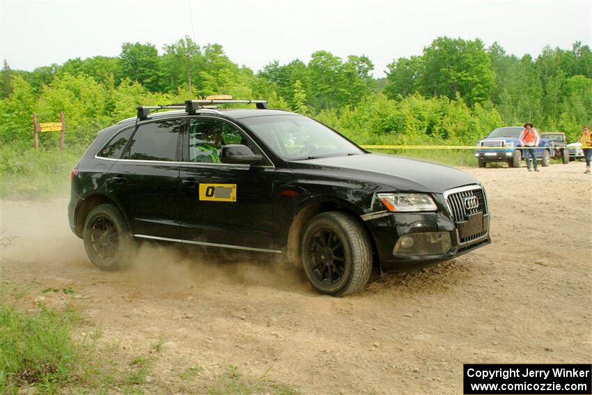 The '0' car, an Audi Q5, on SS5, Chainsaw Junction.