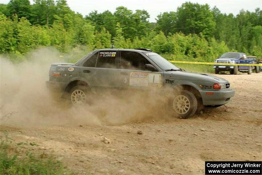 Dexter Clark / Bryce Proseus Nissan Sentra SE-R on SS5, Chainsaw Junction.