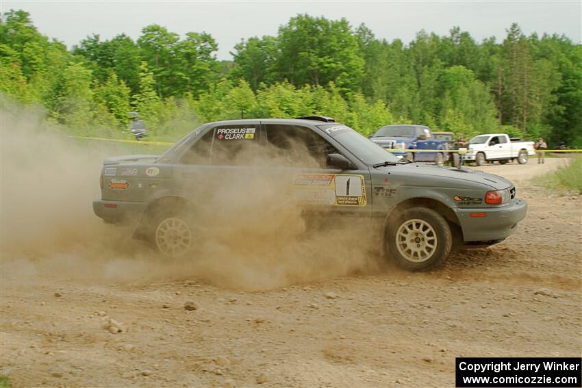 Dexter Clark / Bryce Proseus Nissan Sentra SE-R on SS5, Chainsaw Junction.