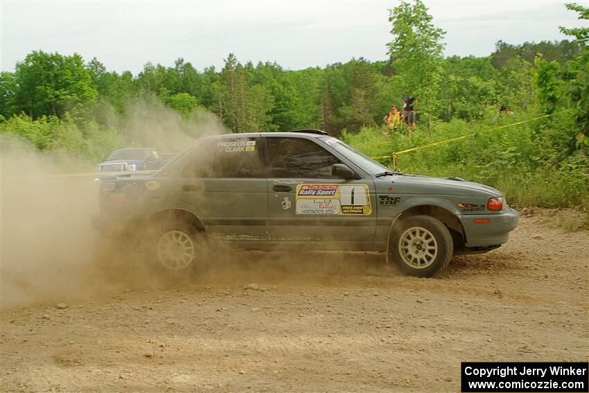 Dexter Clark / Bryce Proseus Nissan Sentra SE-R on SS5, Chainsaw Junction.