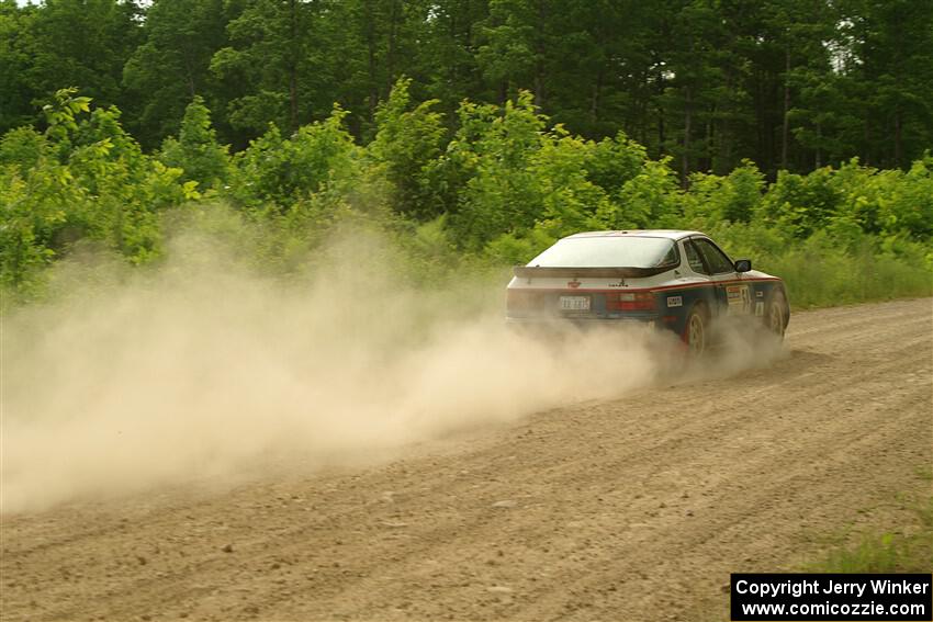 Kris Pfotenhauer / Lynn Hartman Porsche 944 on SS5, Chainsaw Junction.