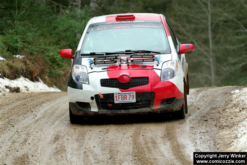 Phill Giliver / Liz Cordara Toyota Yaris on SS7, Hunters-McCormick Lake I.