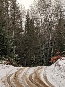 Road conditions started changing fast as the temperatures rose and the fresh snow melting before SS7, Hunters-McCormick Lake I.