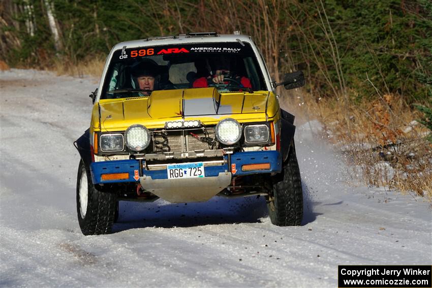 Scott Parrott / Shawn Silewski Chevy S-10 on SS1, Nemadji Trail East.