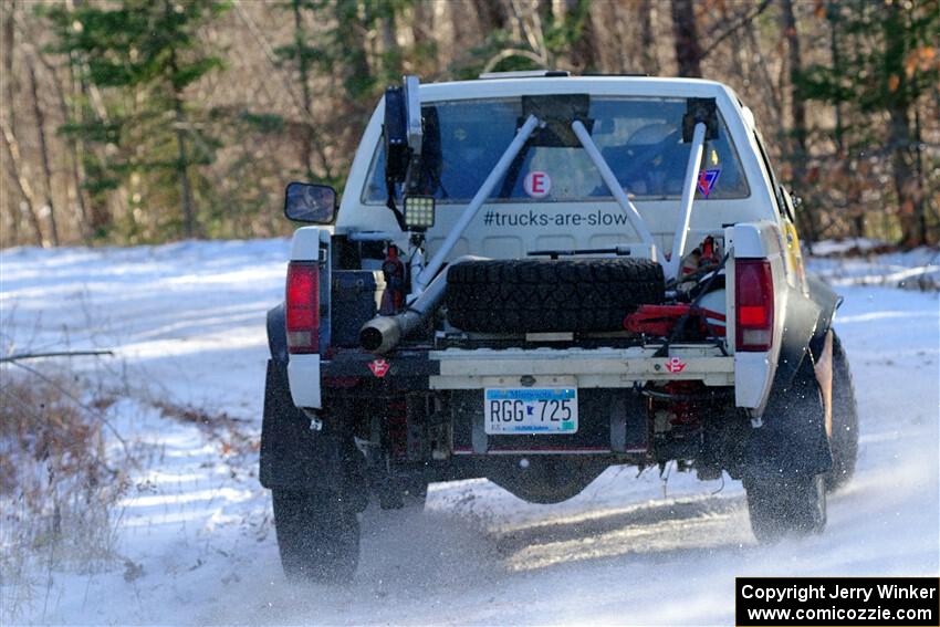 Scott Parrott / Shawn Silewski Chevy S-10 on SS1, Nemadji Trail East.