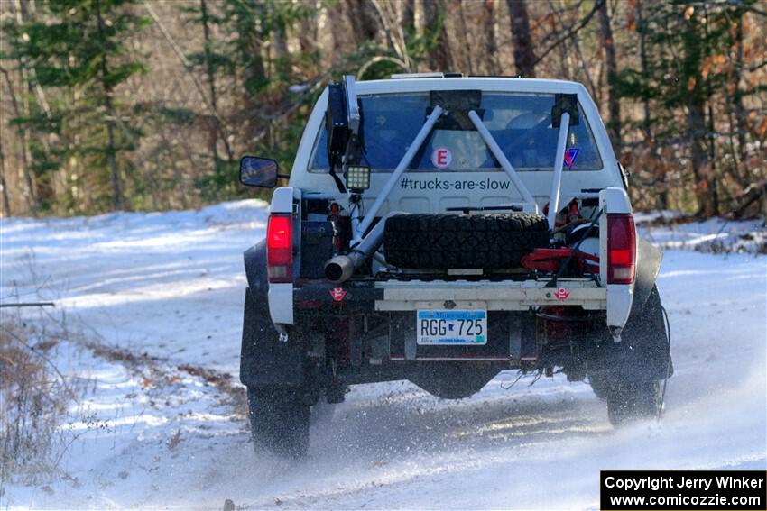 Scott Parrott / Shawn Silewski Chevy S-10 on SS1, Nemadji Trail East.